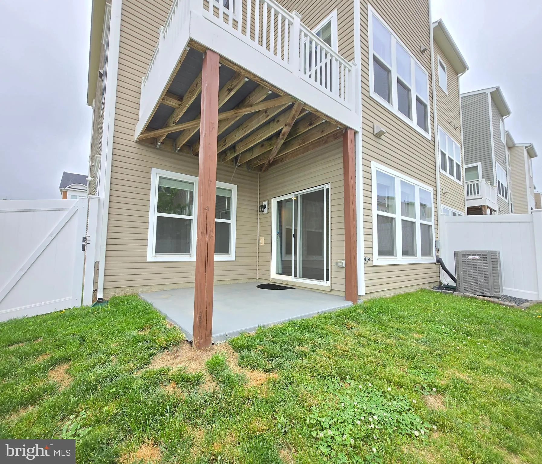 Hanover, Maryland 21076, United States, 4 Bedrooms Bedrooms, ,4 BathroomsBathrooms,Residential,Pending,121828