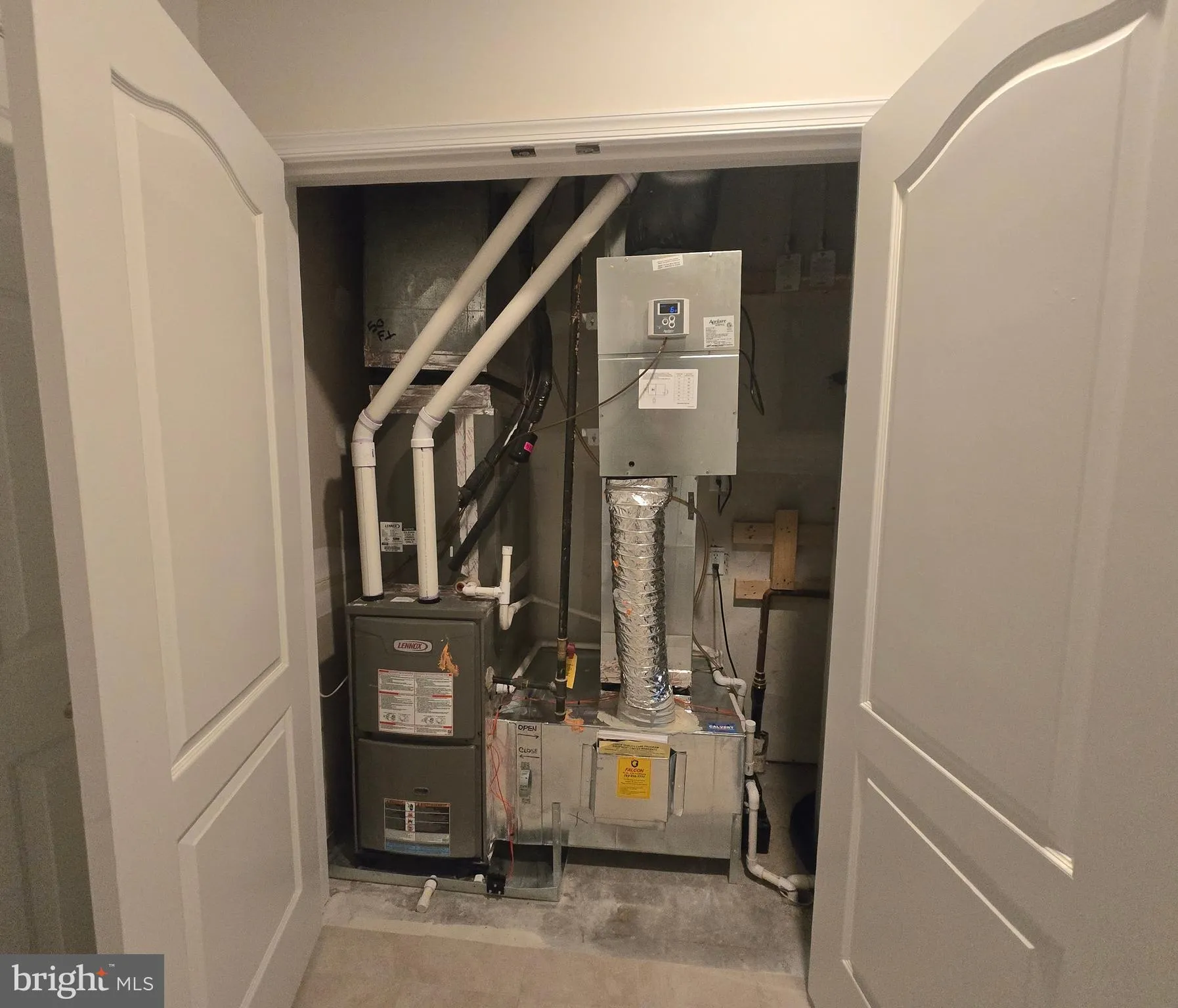 Hanover, Maryland 21076, United States, 4 Bedrooms Bedrooms, ,4 BathroomsBathrooms,Residential,Pending,121828