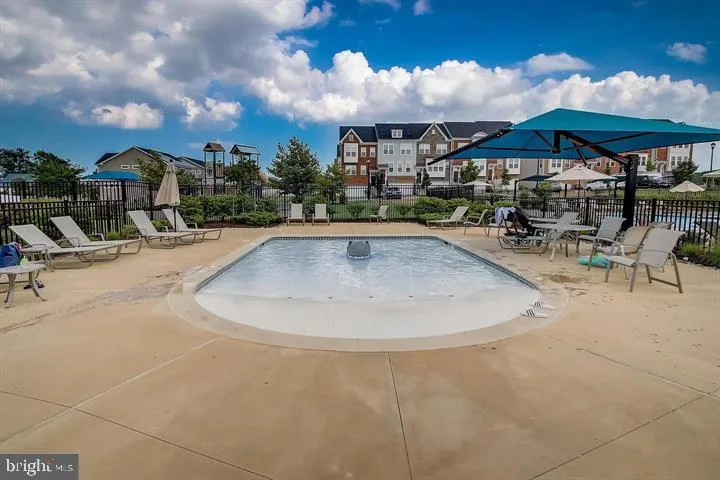 Hanover, Maryland 21076, United States, 4 Bedrooms Bedrooms, ,4 BathroomsBathrooms,Residential,Pending,121828