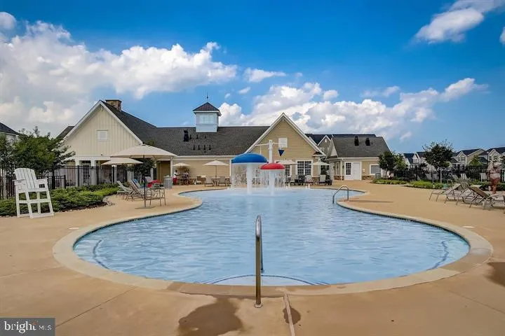 Hanover, Maryland 21076, United States, 4 Bedrooms Bedrooms, ,4 BathroomsBathrooms,Residential,Pending,121828