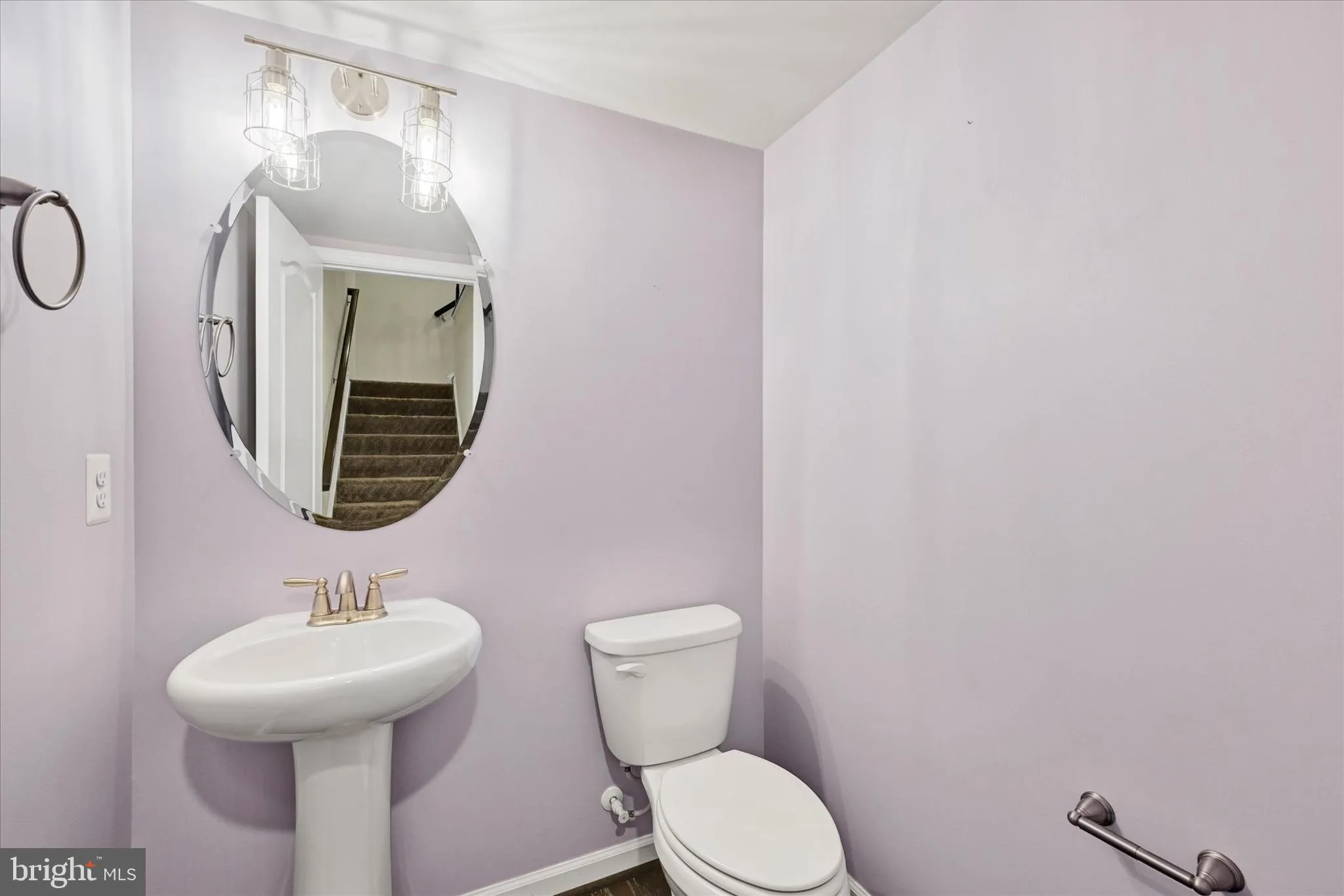 Hanover, Maryland 21076, United States, 4 Bedrooms Bedrooms, ,4 BathroomsBathrooms,Residential,Pending,121828