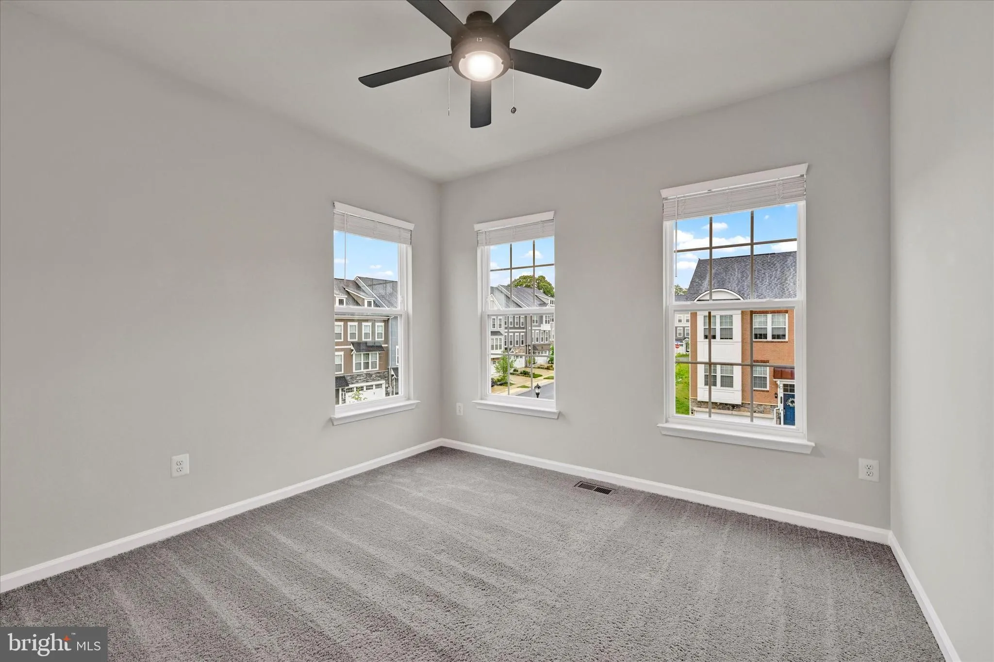 Hanover, Maryland 21076, United States, 4 Bedrooms Bedrooms, ,4 BathroomsBathrooms,Residential,Pending,121828