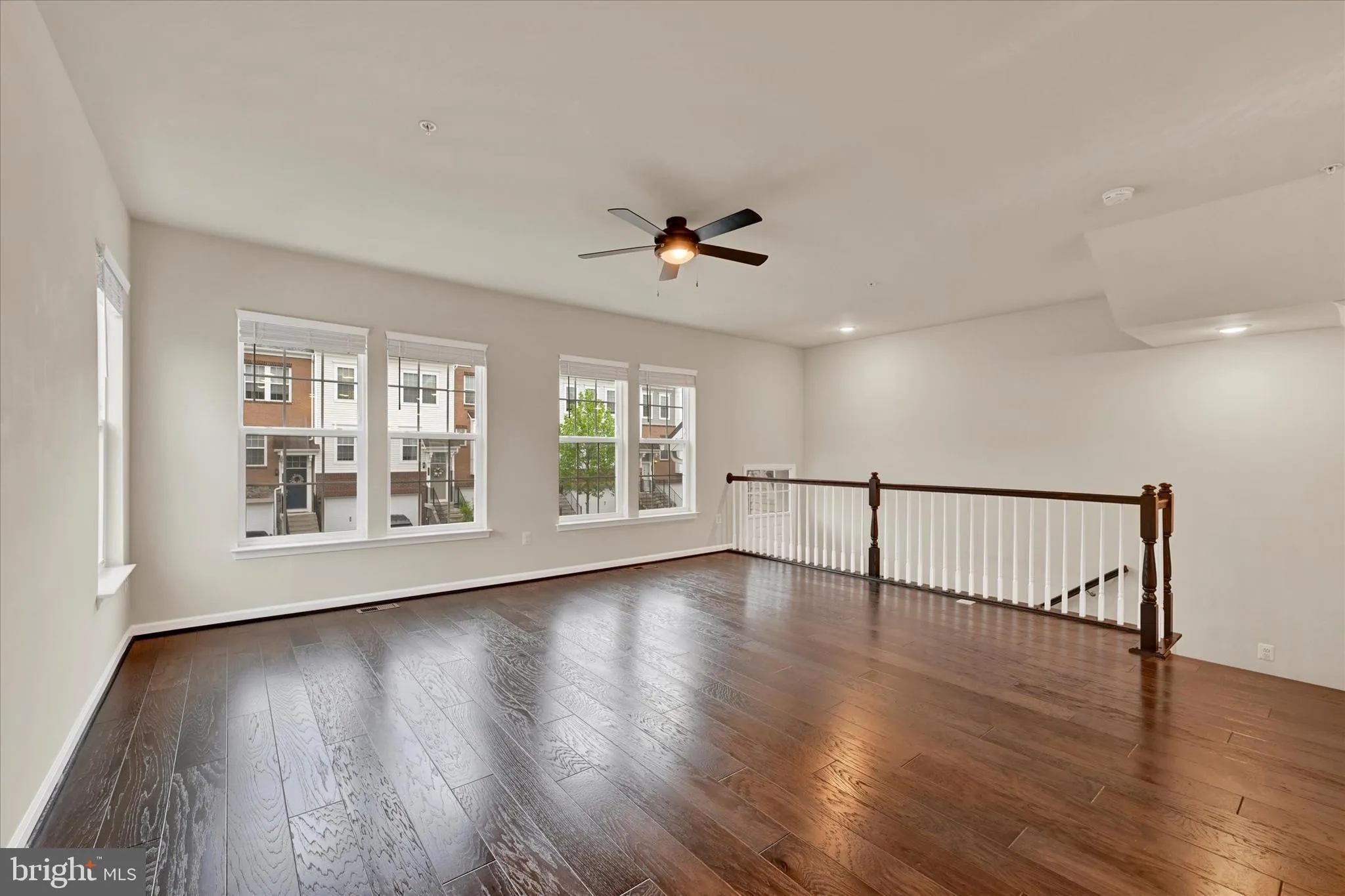 Hanover, Maryland 21076, United States, 4 Bedrooms Bedrooms, ,4 BathroomsBathrooms,Residential,Pending,121828