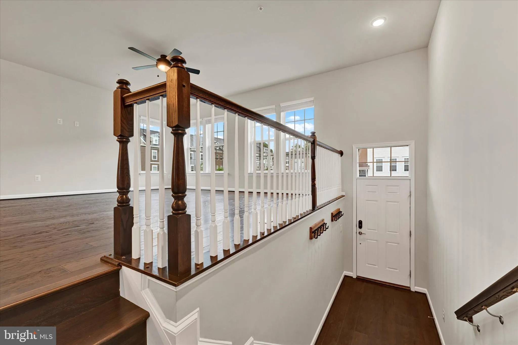 Hanover, Maryland 21076, United States, 4 Bedrooms Bedrooms, ,4 BathroomsBathrooms,Residential,Pending,121828