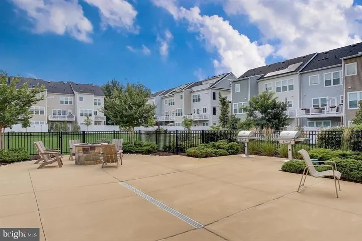 Hanover, Maryland 21076, United States, 4 Bedrooms Bedrooms, ,4 BathroomsBathrooms,Residential,Pending,121828