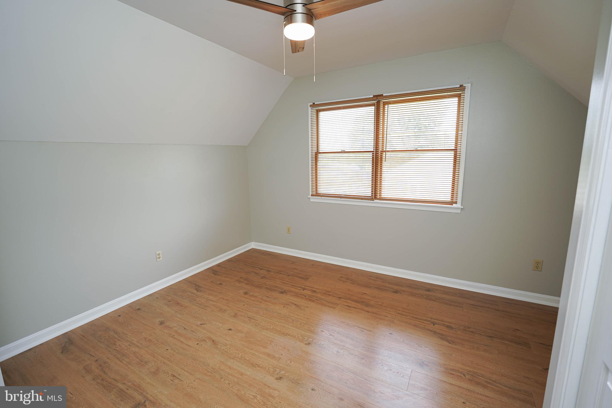 HUNTERS MILL - Residential