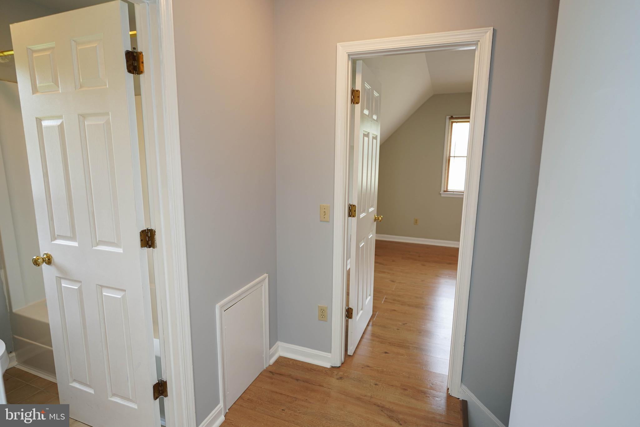 HUNTERS MILL - Residential