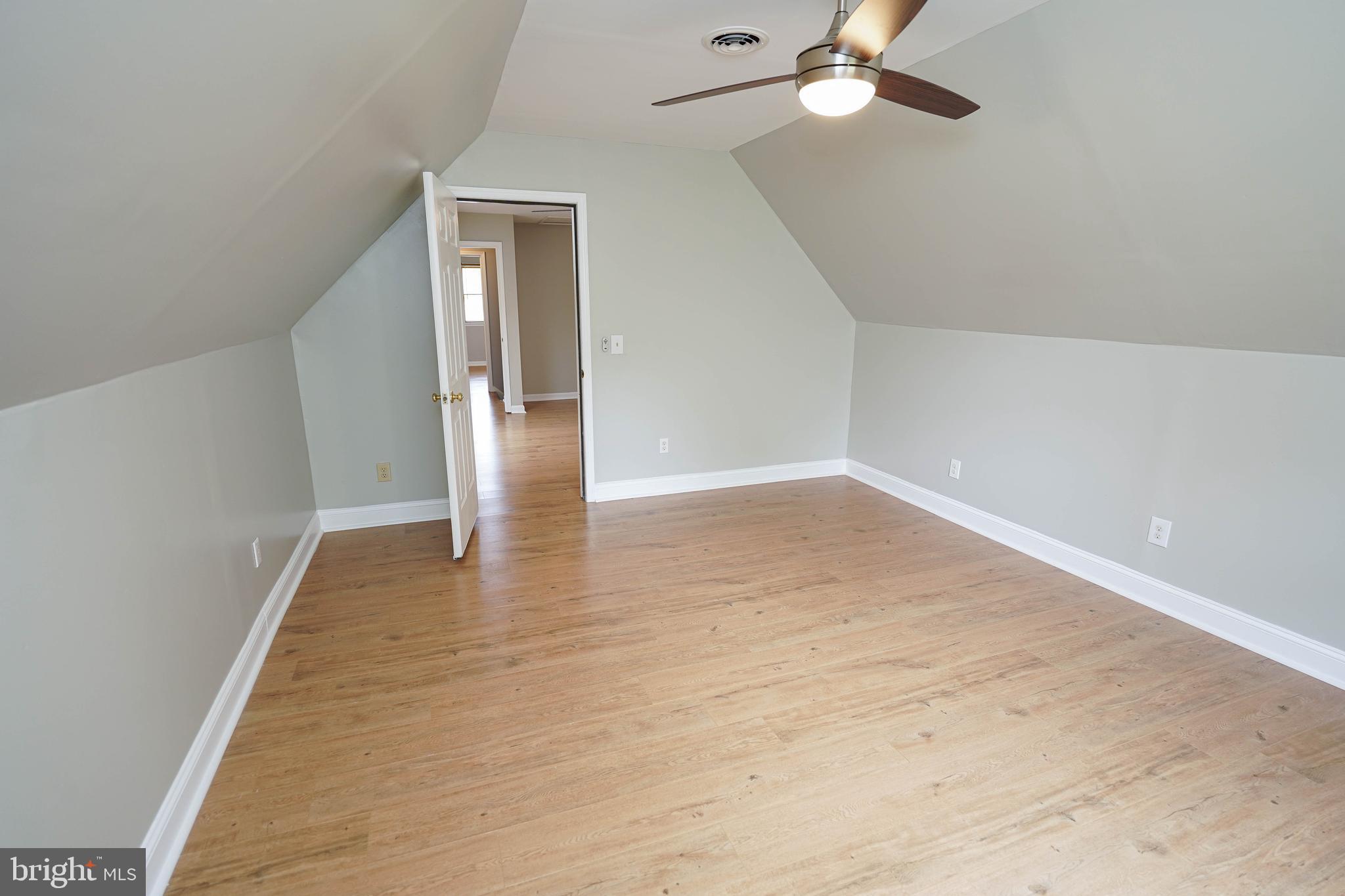 HUNTERS MILL - Residential