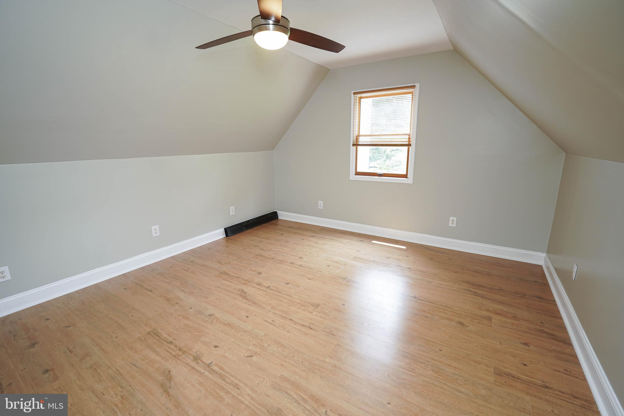 HUNTERS MILL - Residential