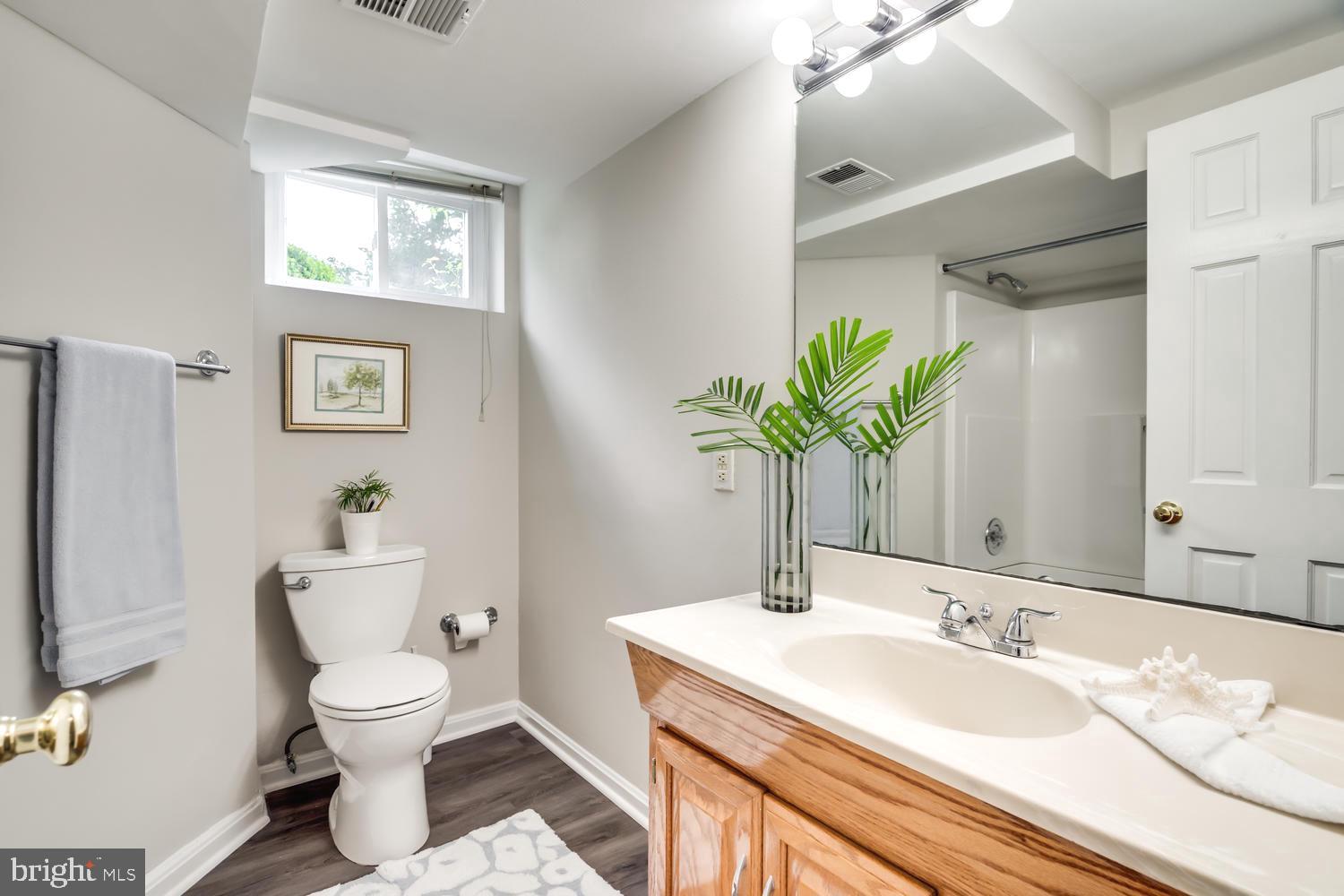 MONTICELLO PARK - Residential