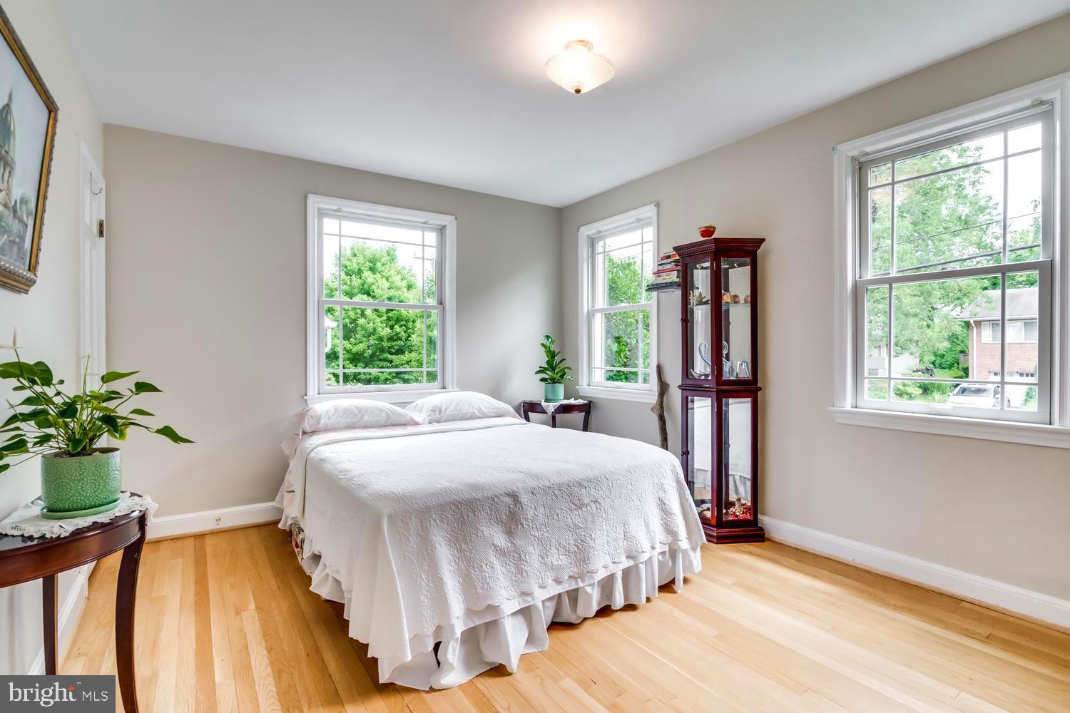 MONTICELLO PARK - Residential