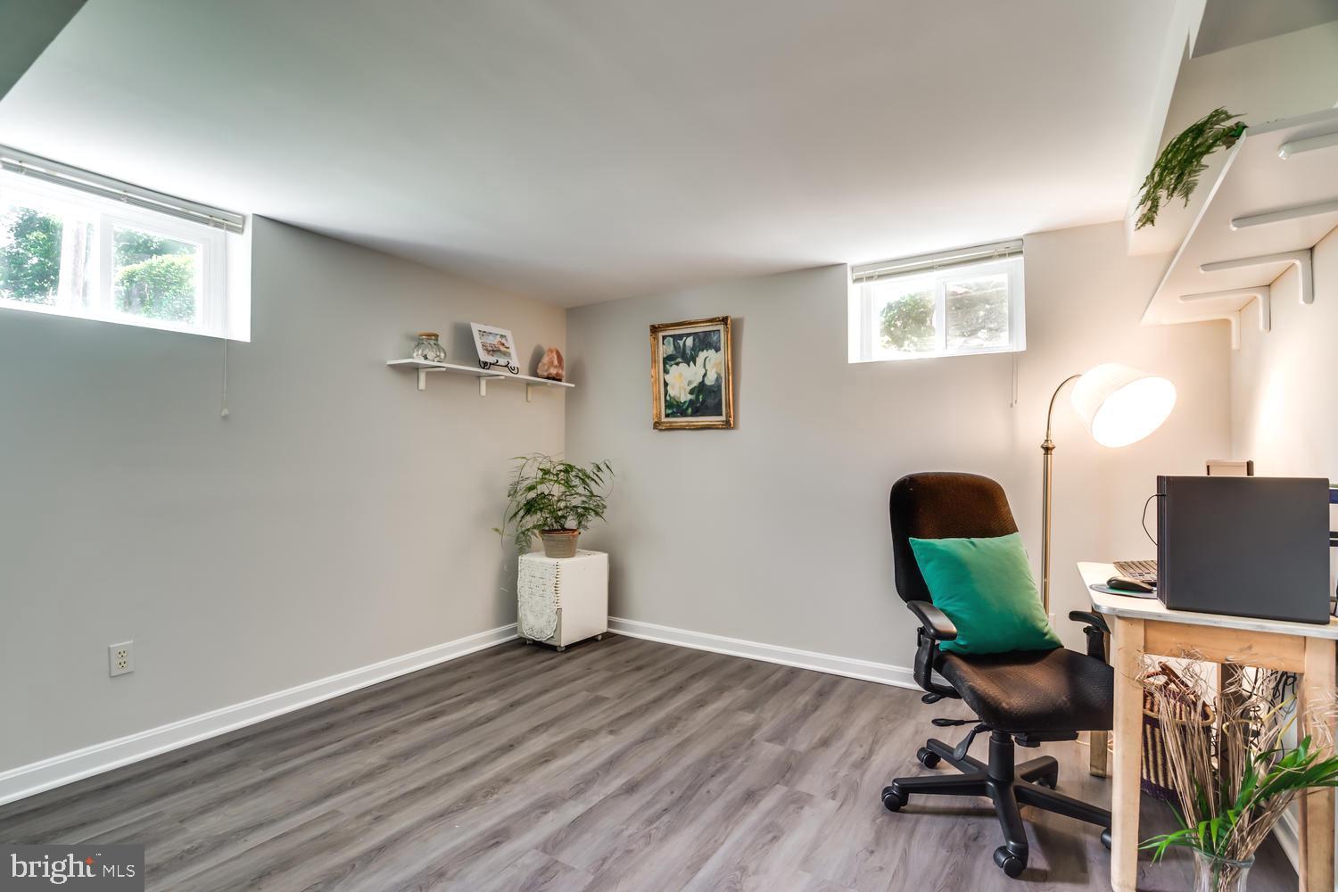 MONTICELLO PARK - Residential