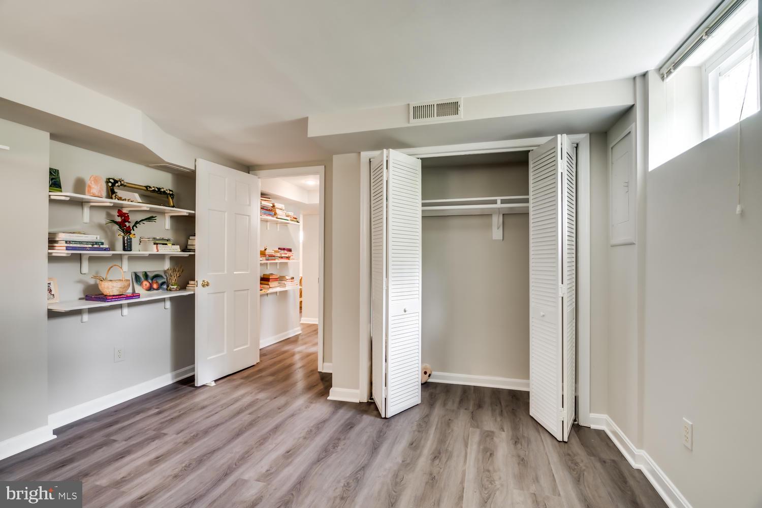 MONTICELLO PARK - Residential