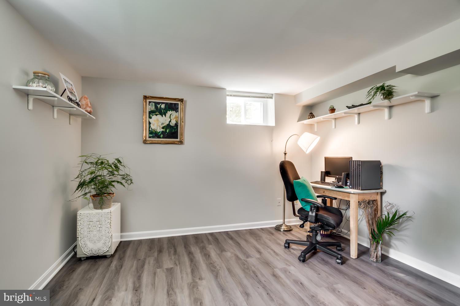 MONTICELLO PARK - Residential