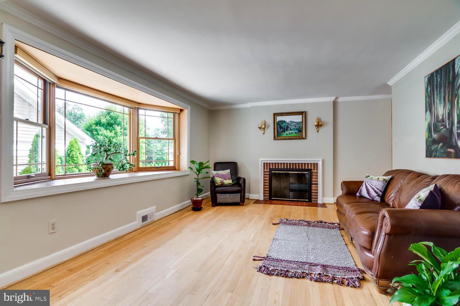 MONTICELLO PARK - Residential