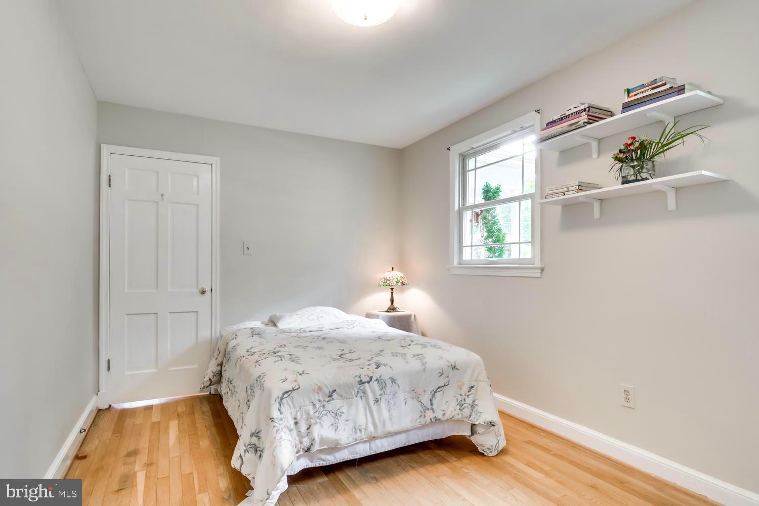 MONTICELLO PARK - Residential