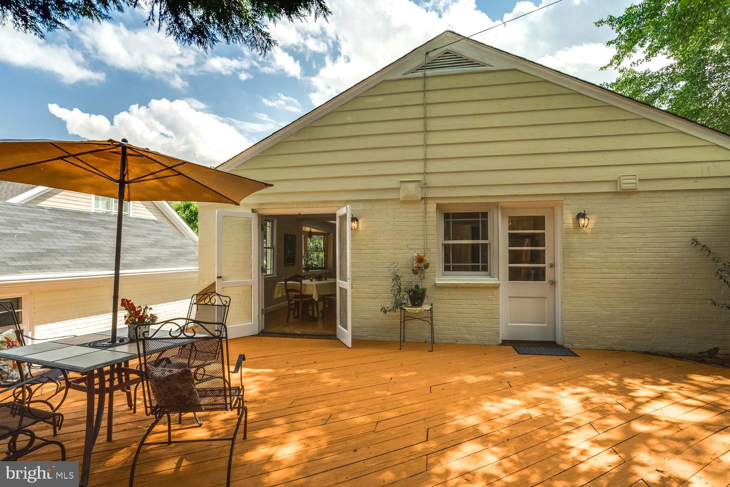 MONTICELLO PARK - Residential