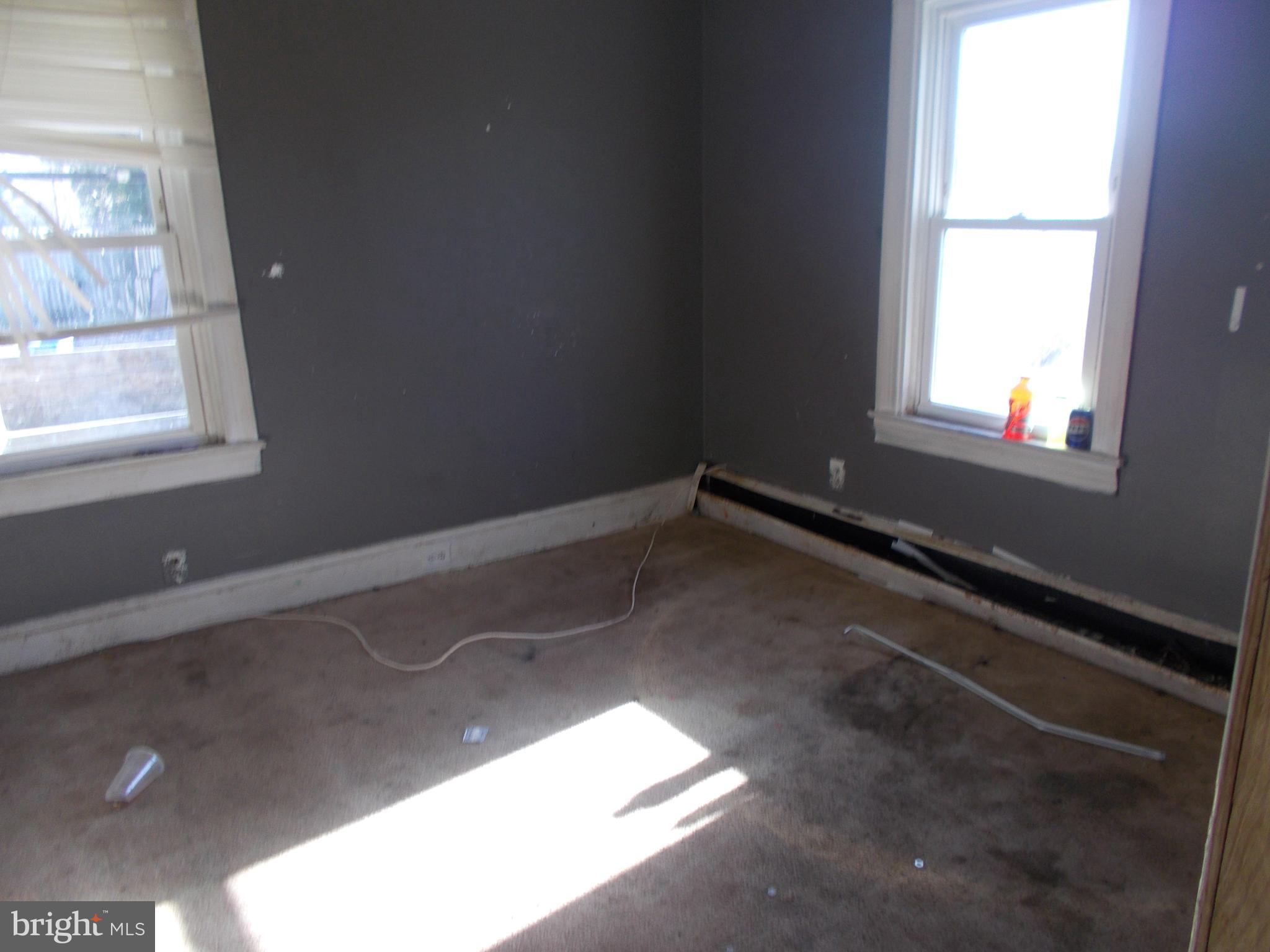 WEST END - Residential