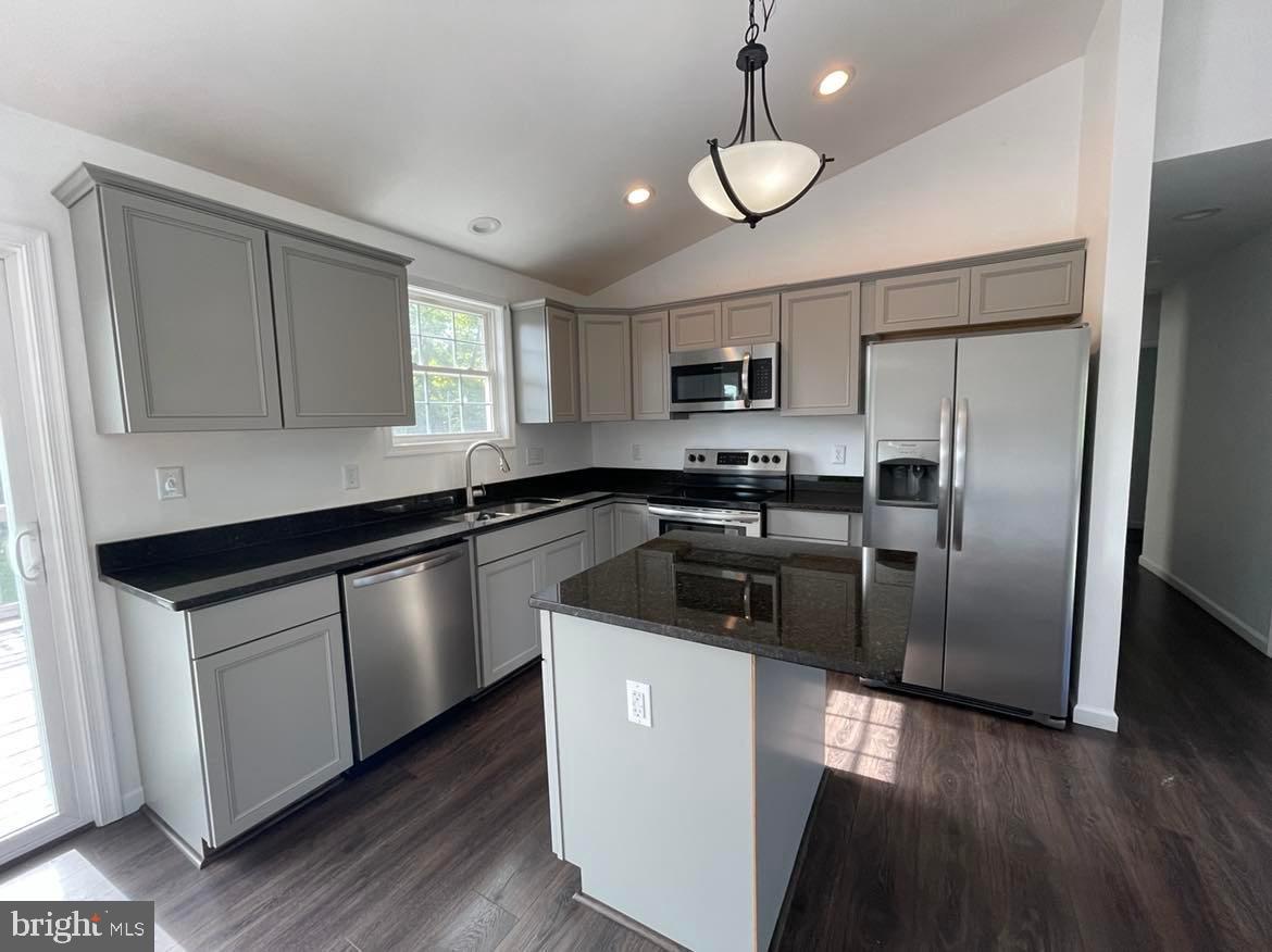 DARKESVILLE - Residential Lease