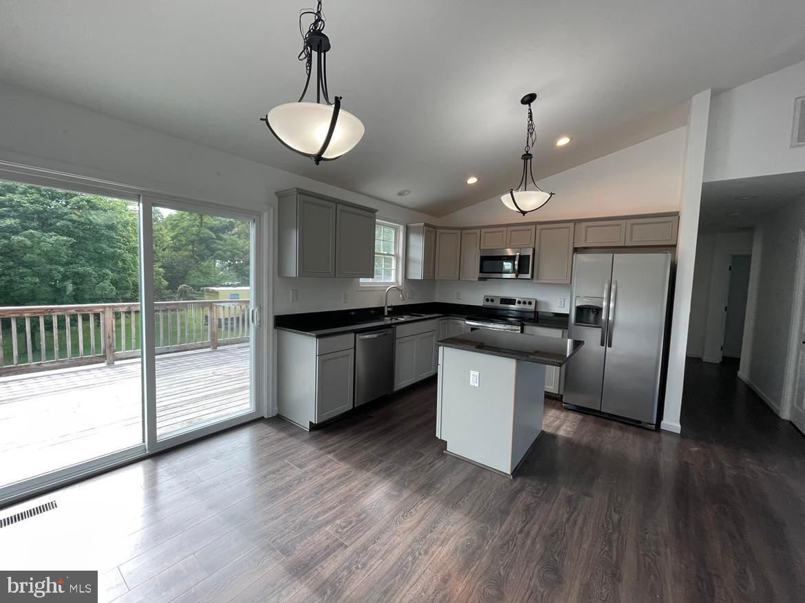 DARKESVILLE - Residential Lease