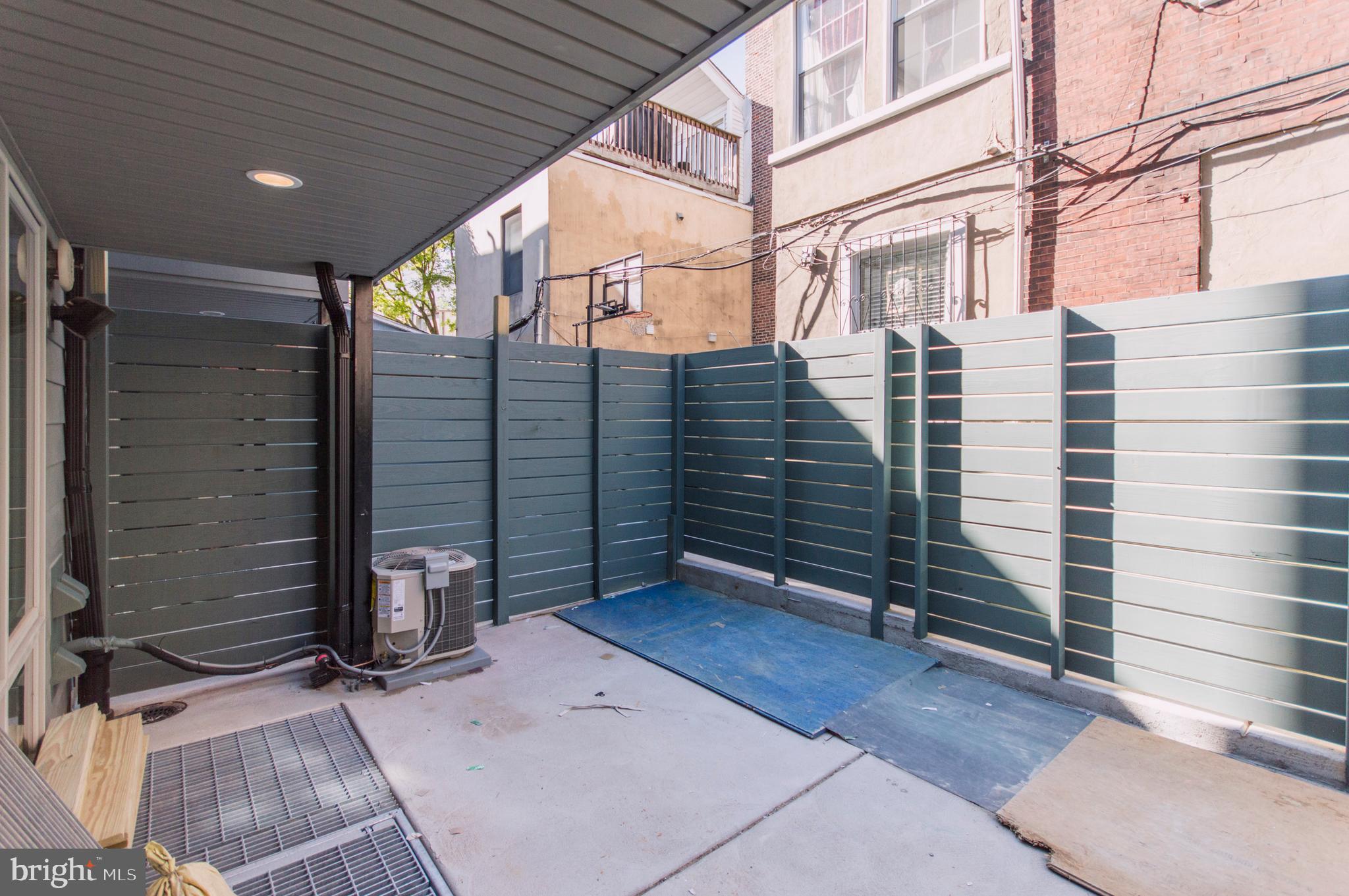 GRADUATE HOSPITAL - Residential Lease