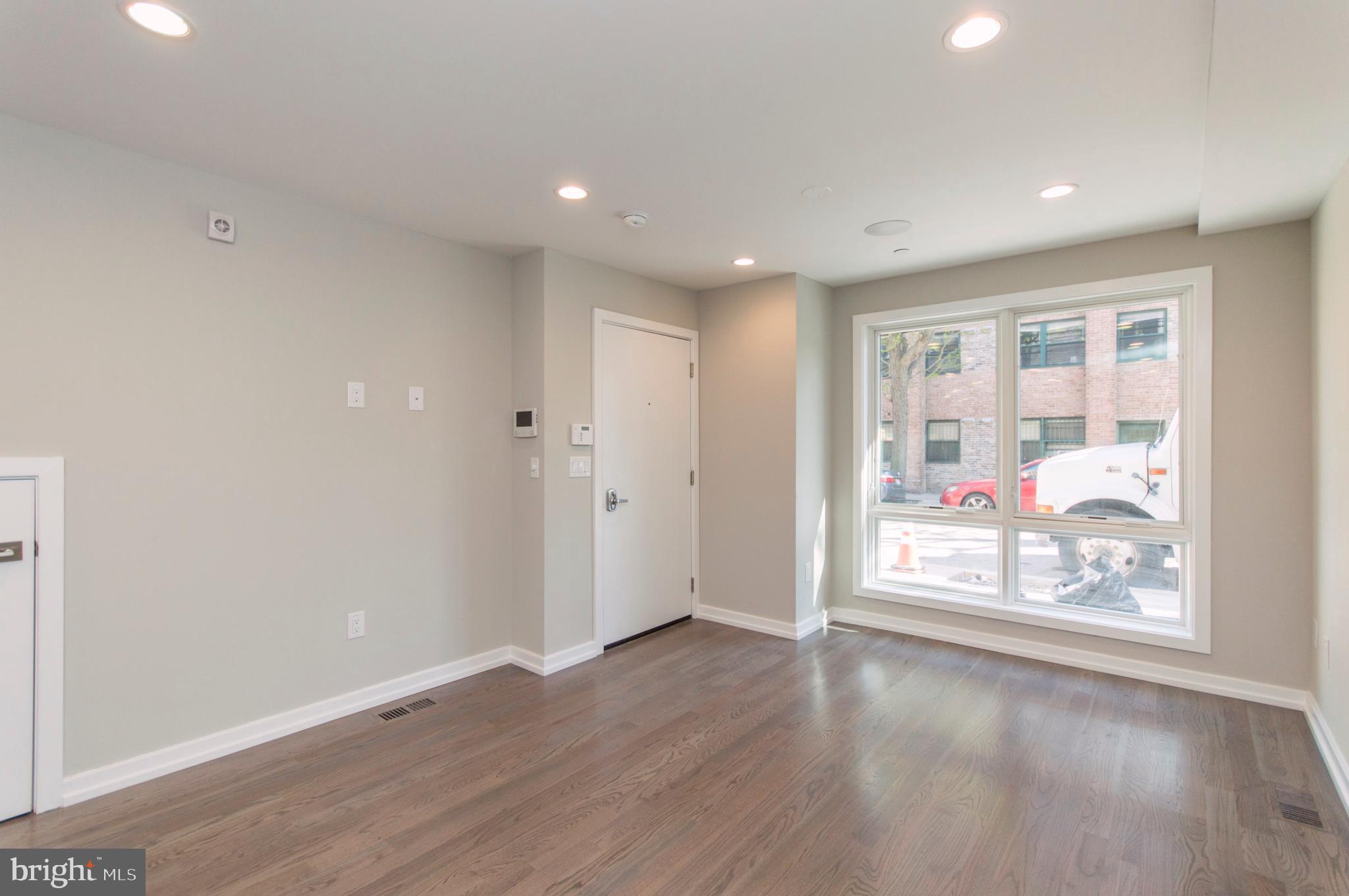 GRADUATE HOSPITAL - Residential Lease