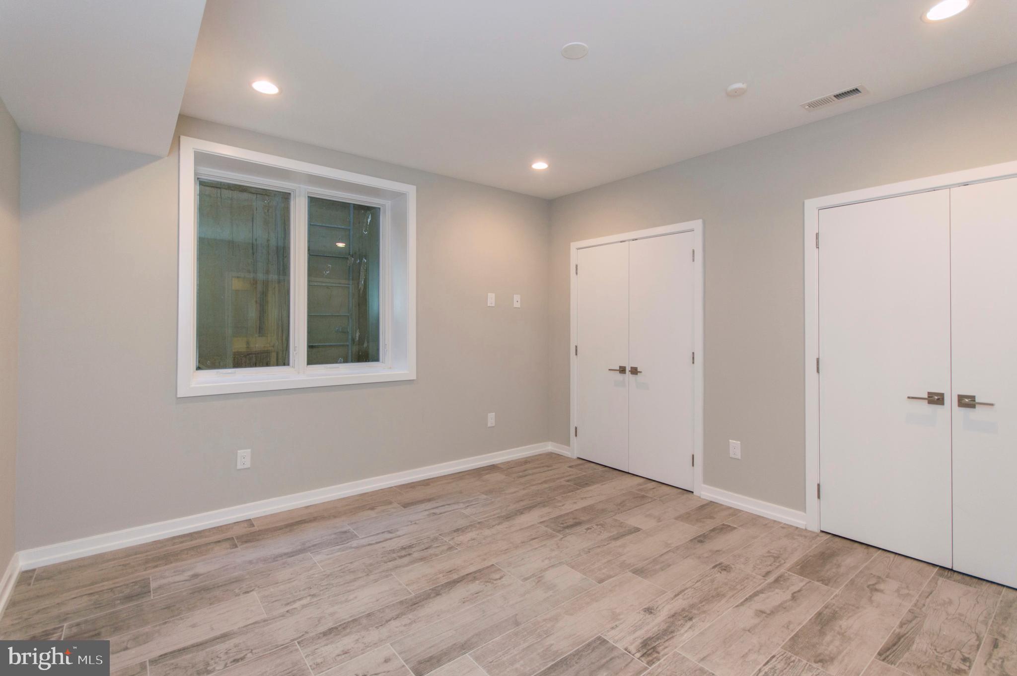 GRADUATE HOSPITAL - Residential Lease