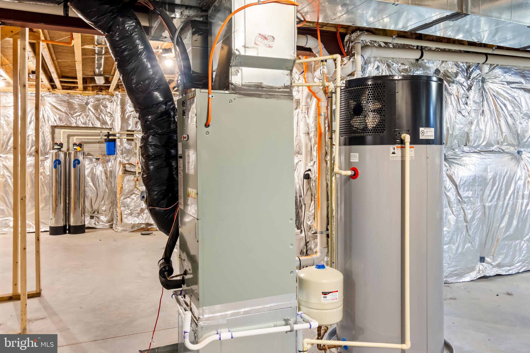 MEADOWBROOK - Residential