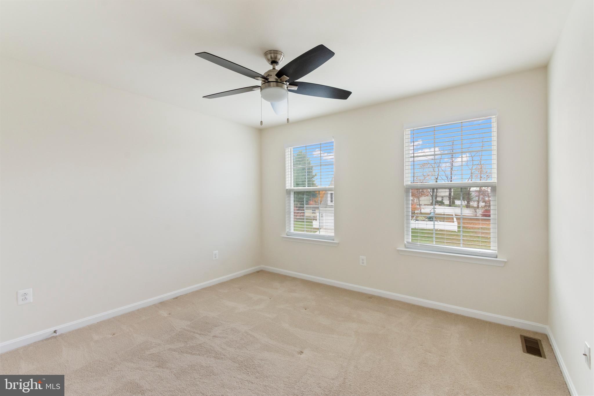 MEADOWBROOK - Residential