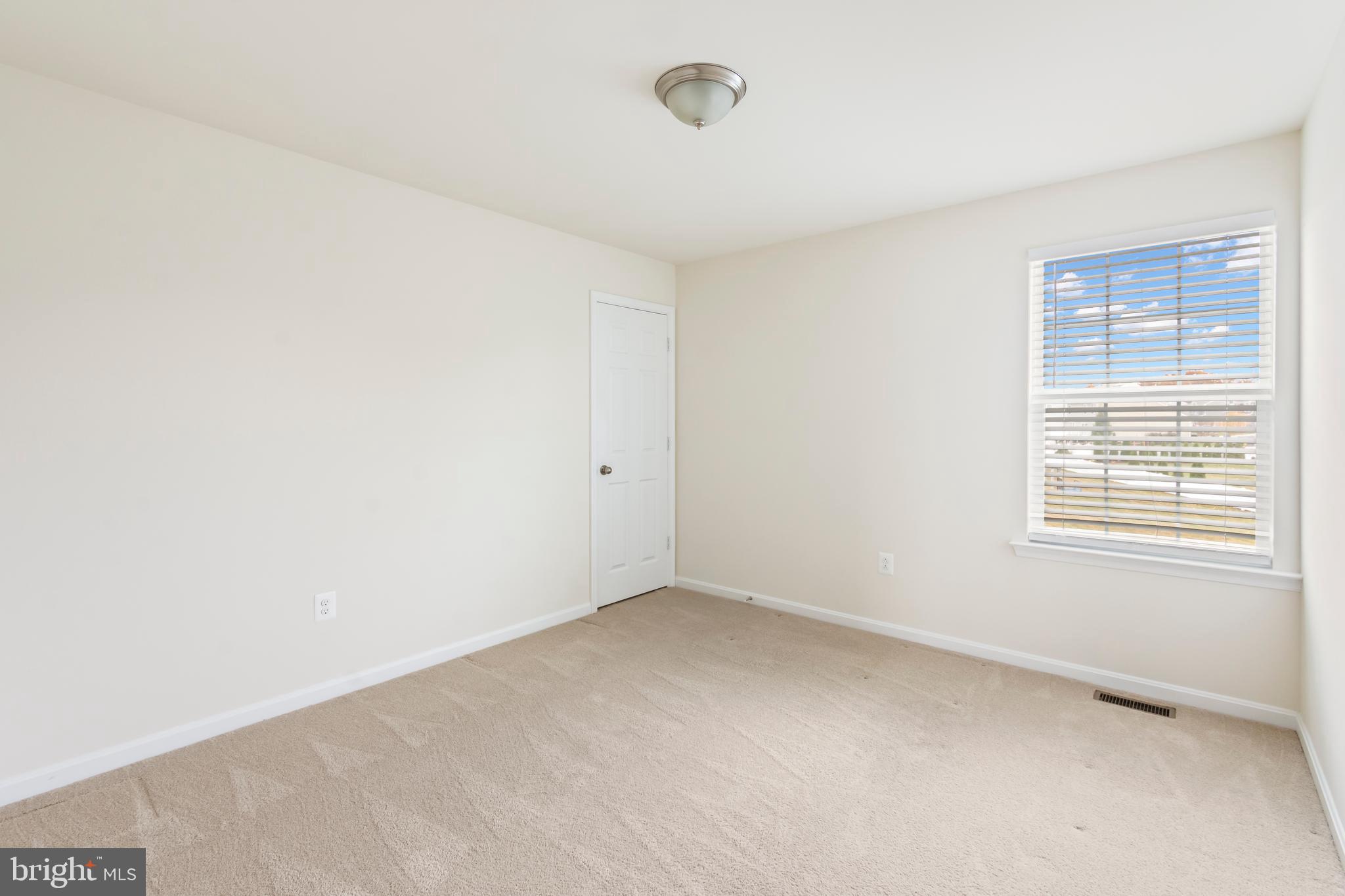 MEADOWBROOK - Residential