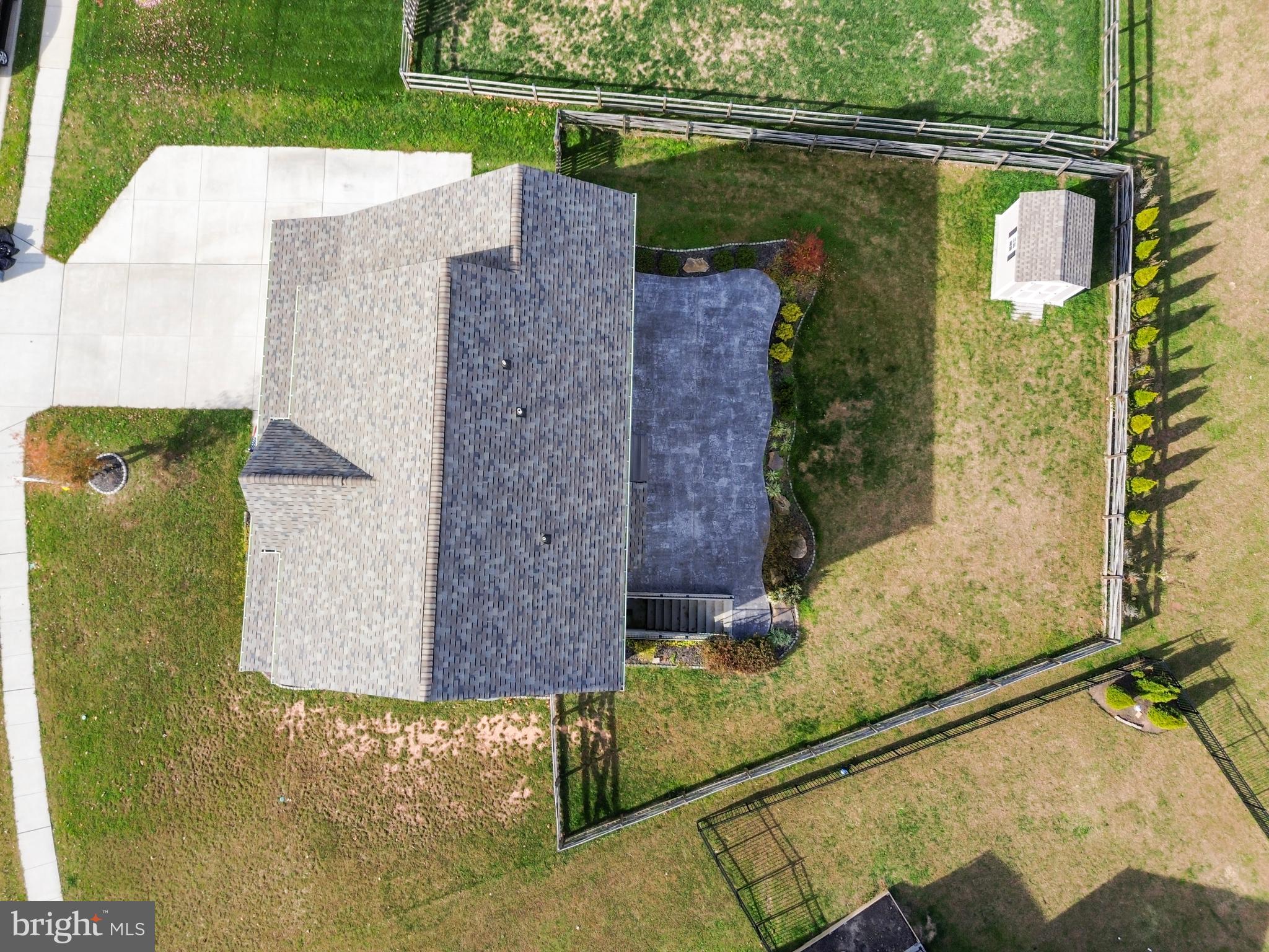 MEADOWBROOK - Residential