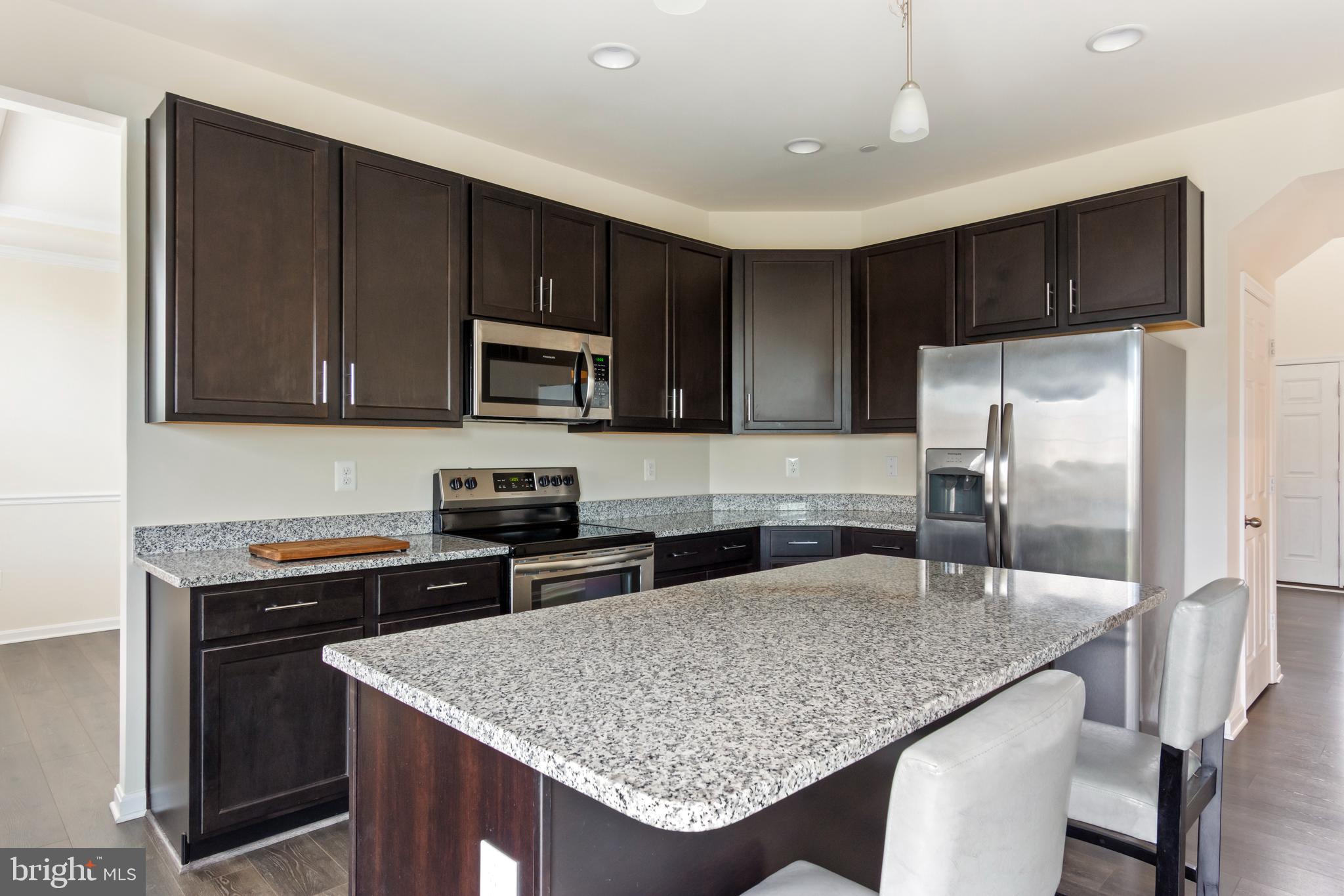 MEADOWBROOK - Residential