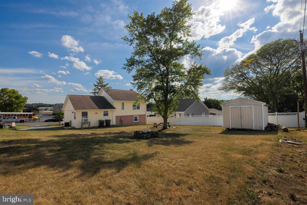 BROADVIEW - Residential