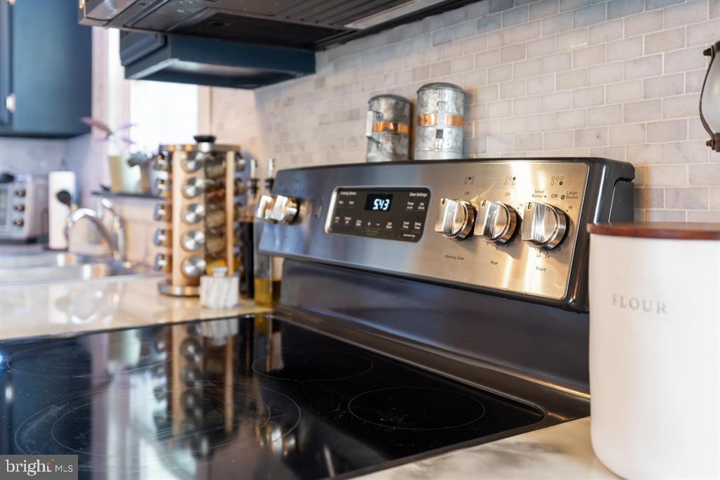 BROADVIEW - Residential