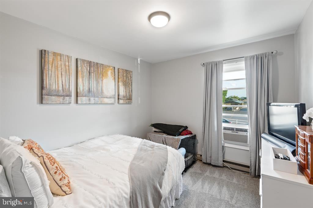 BROADVIEW - Residential