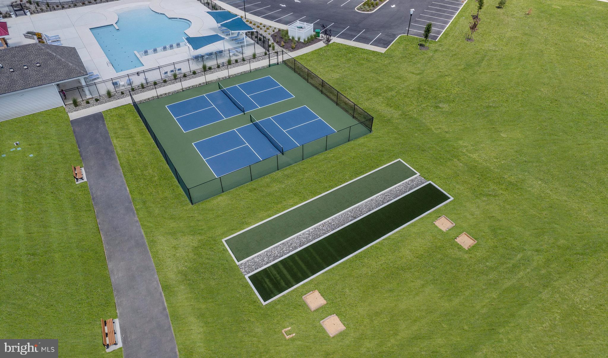 FOUR SEASONS AT BAYMONT FARMS - Residential