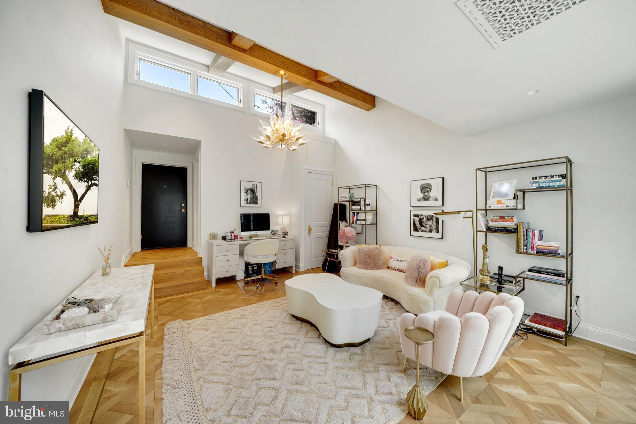 GEORGETOWN - Residential