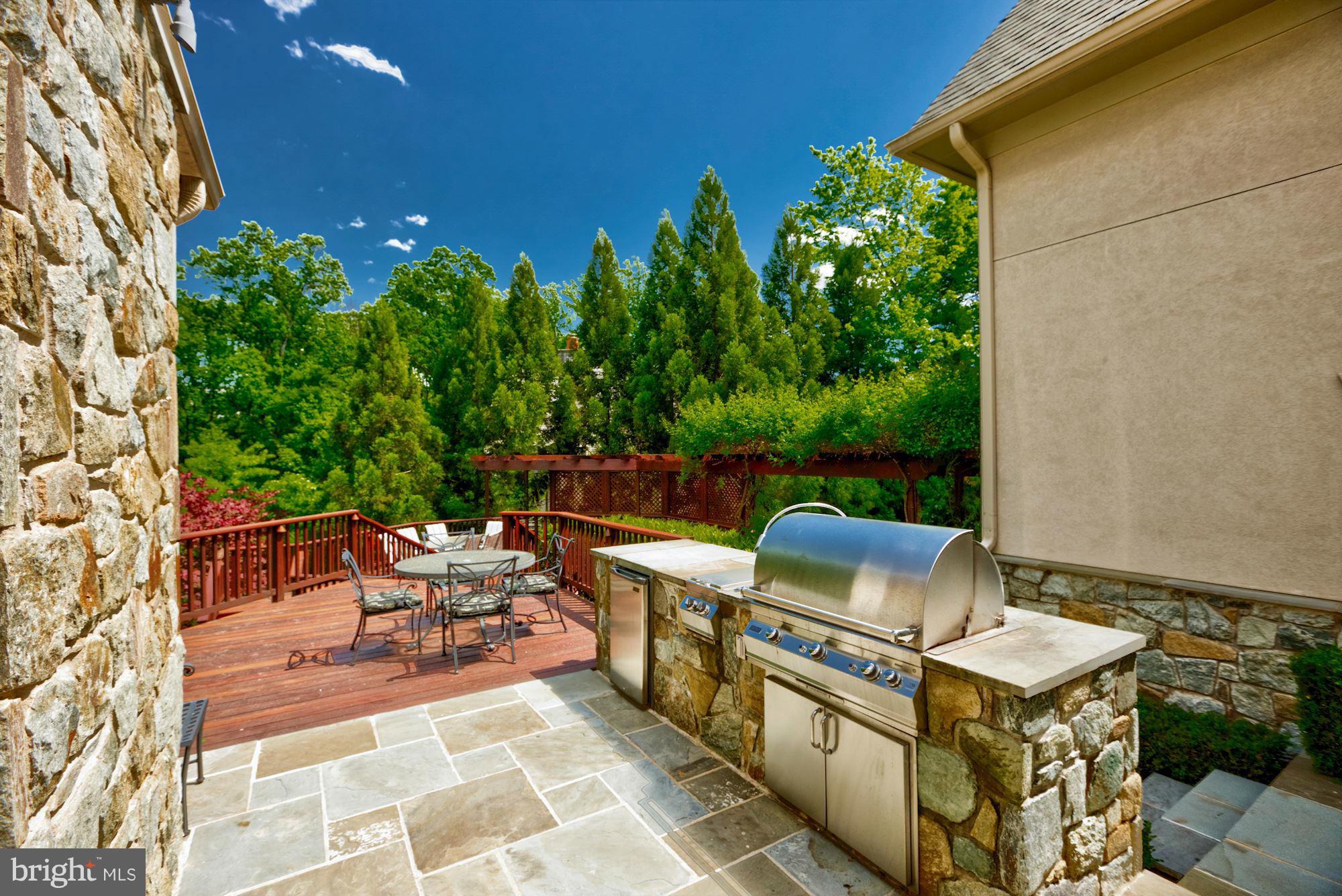 GARFIELD PARK - Residential