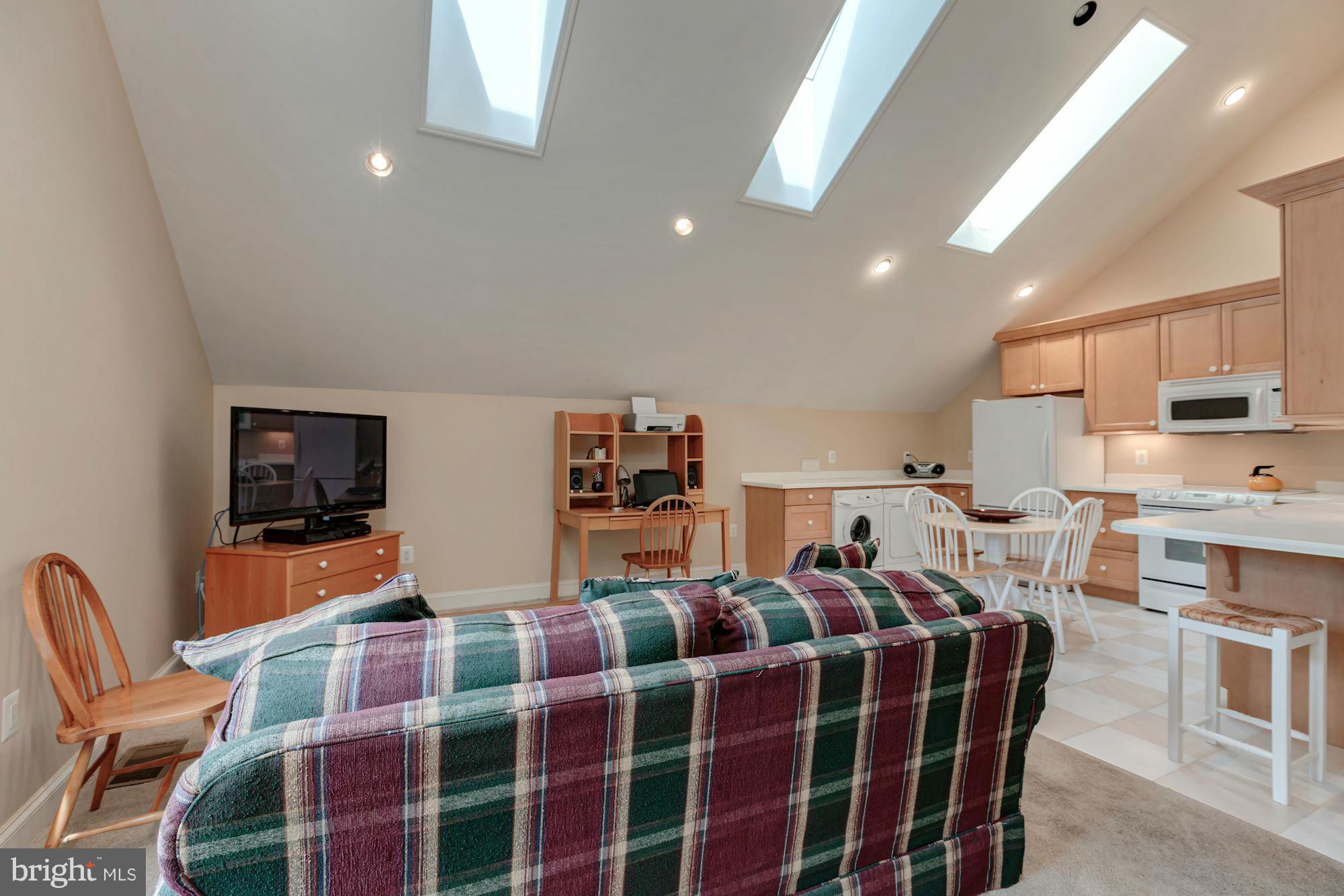 GARFIELD PARK - Residential