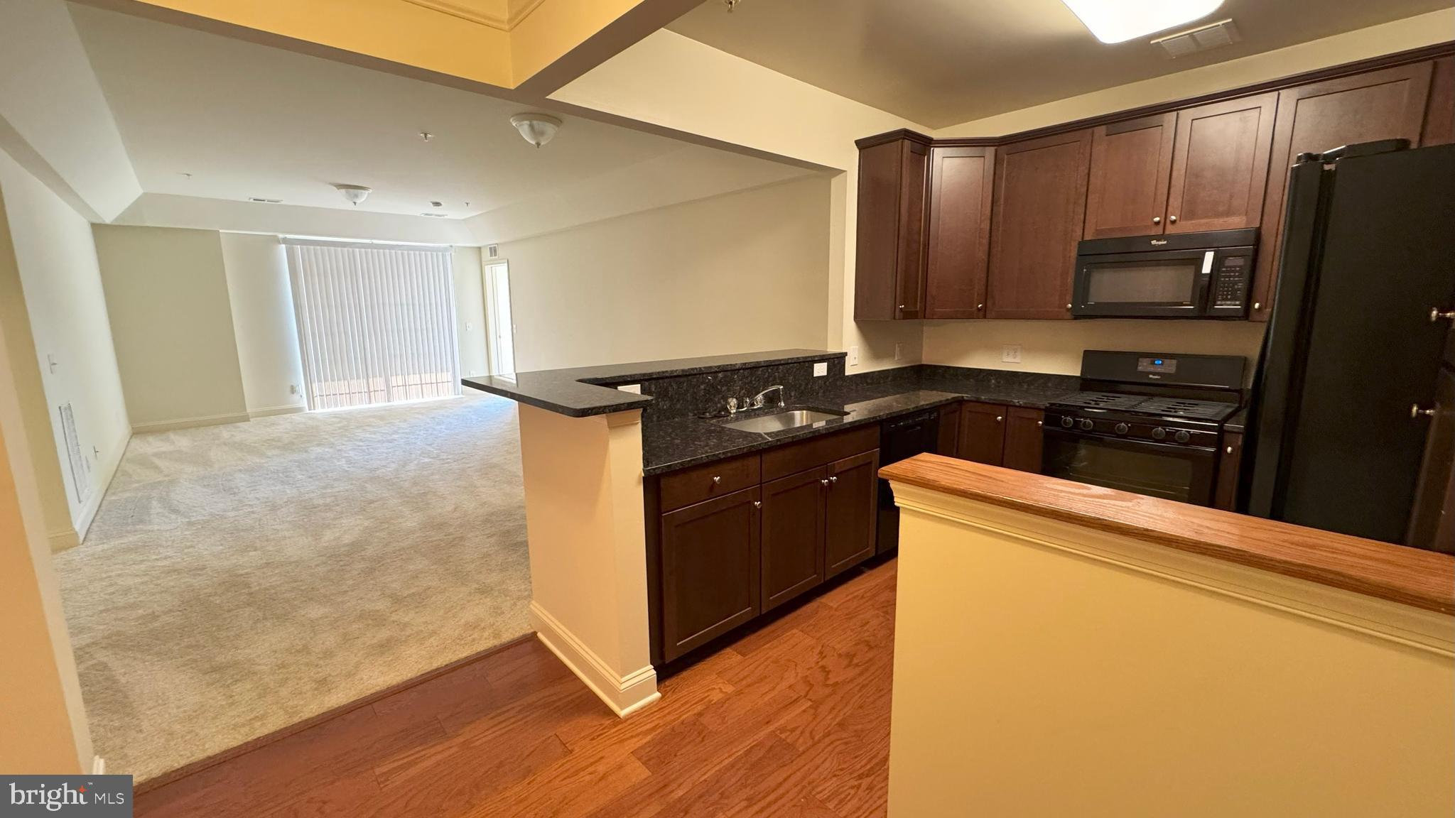 9202 CHARLESTON DRIVE 405