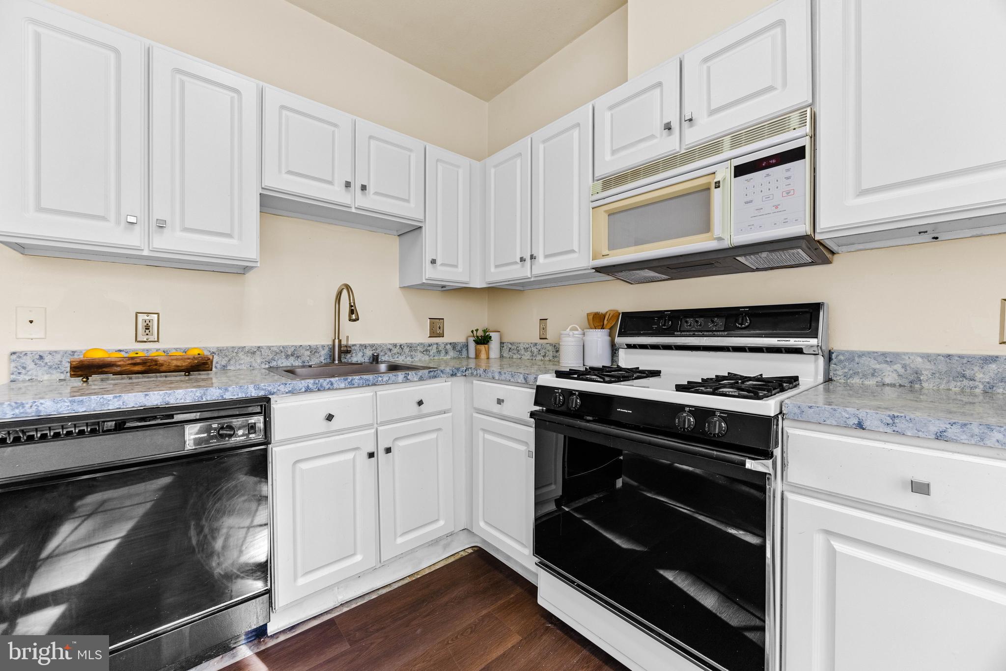 SILVERBROOK WOOD - Residential