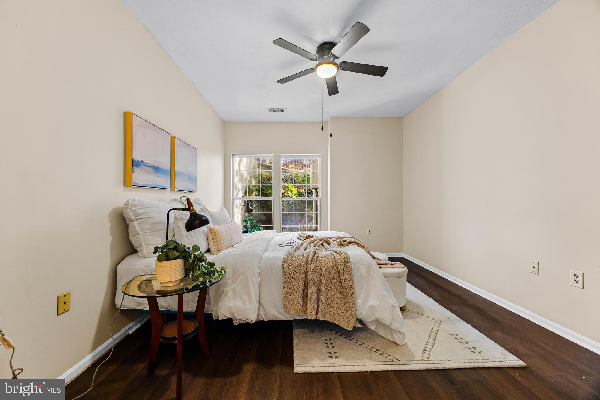 SILVERBROOK WOOD - Residential