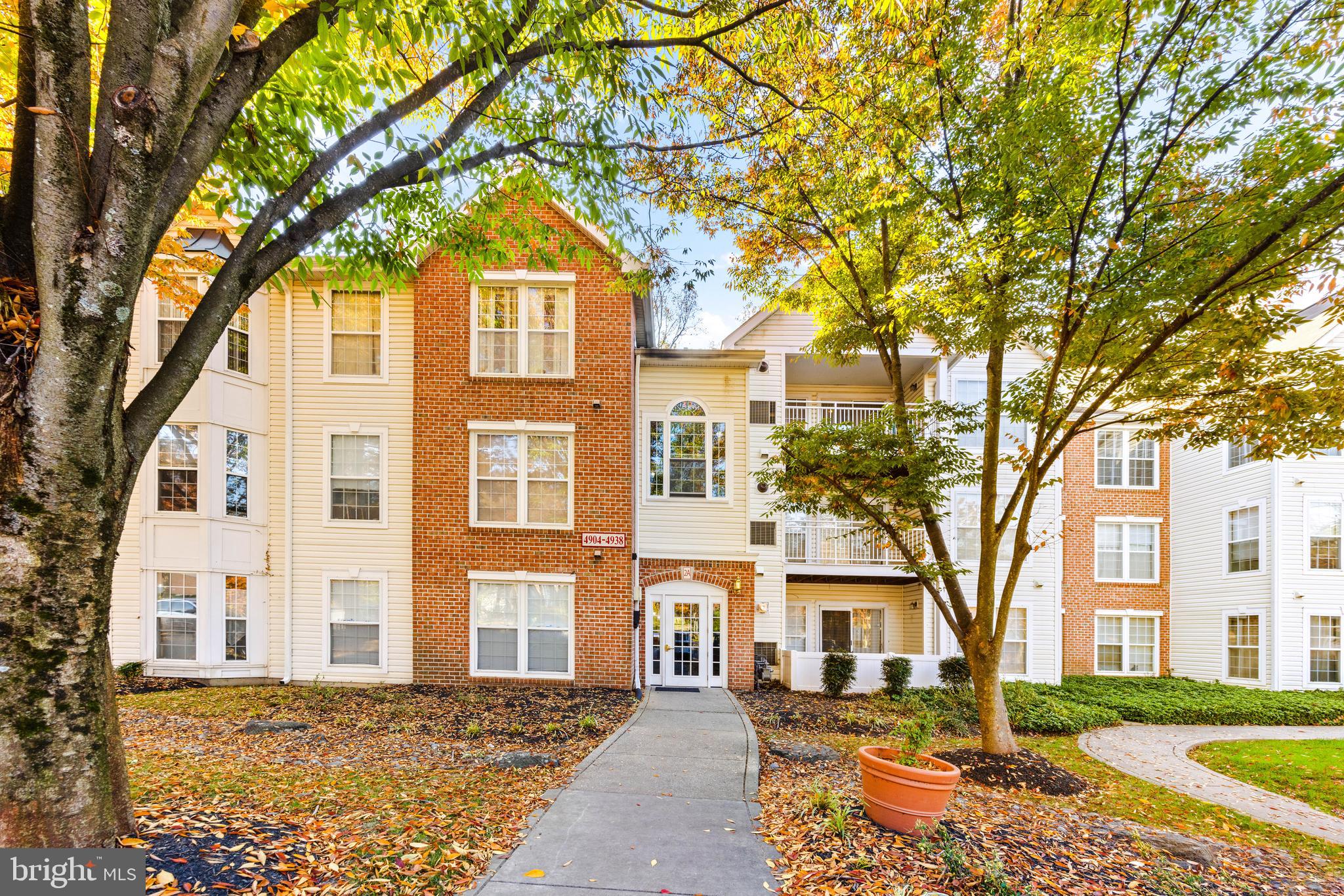 SILVERBROOK WOOD - Residential