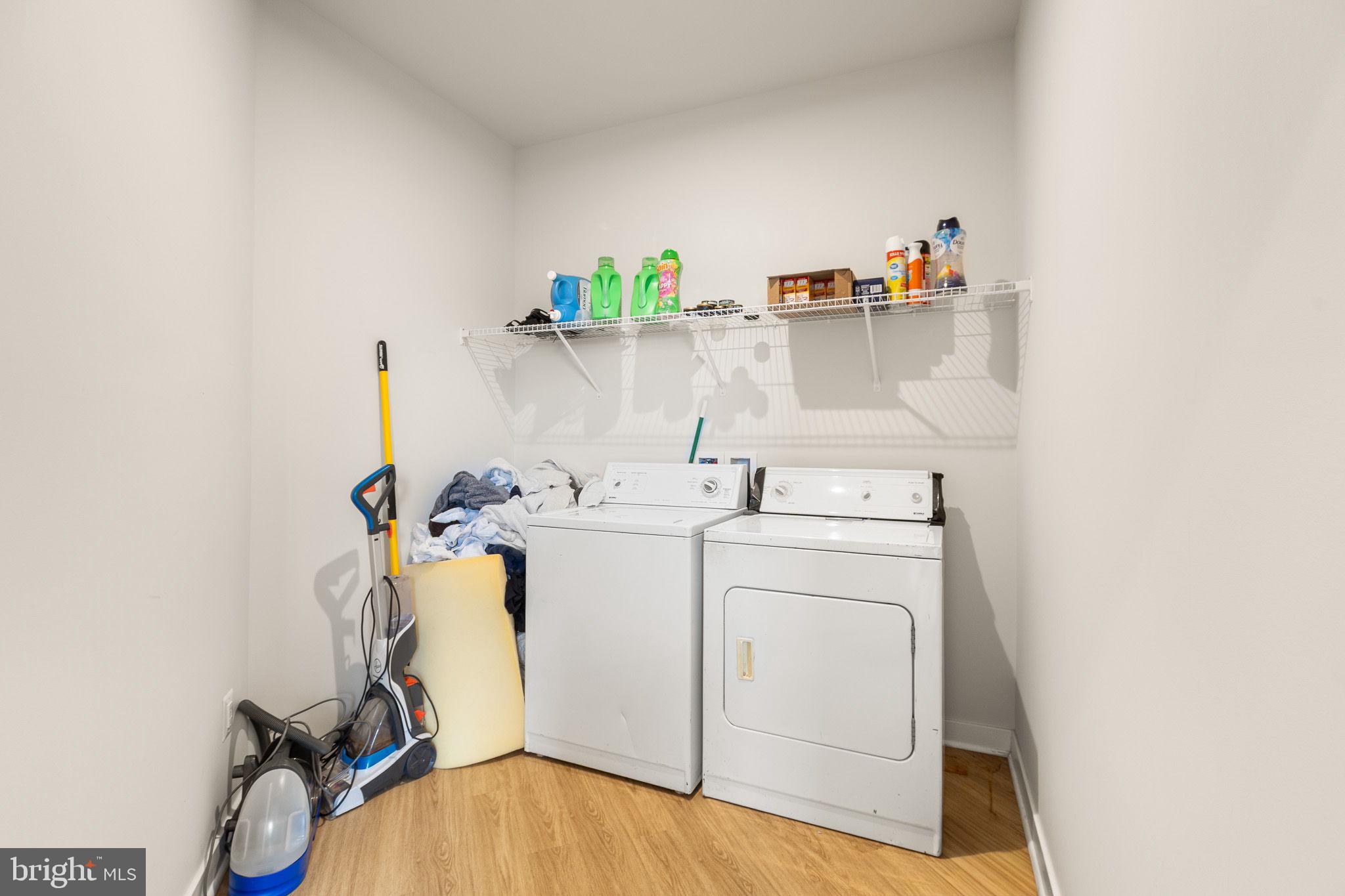ASHBURN STATION - Residential