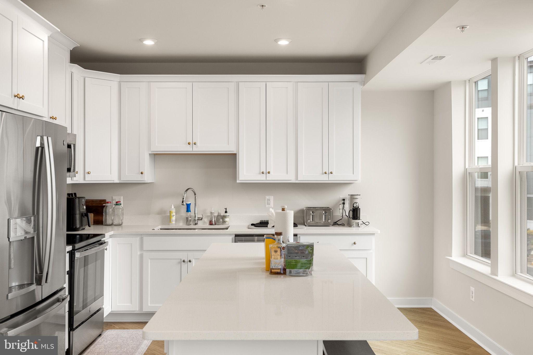 ASHBURN STATION - Residential