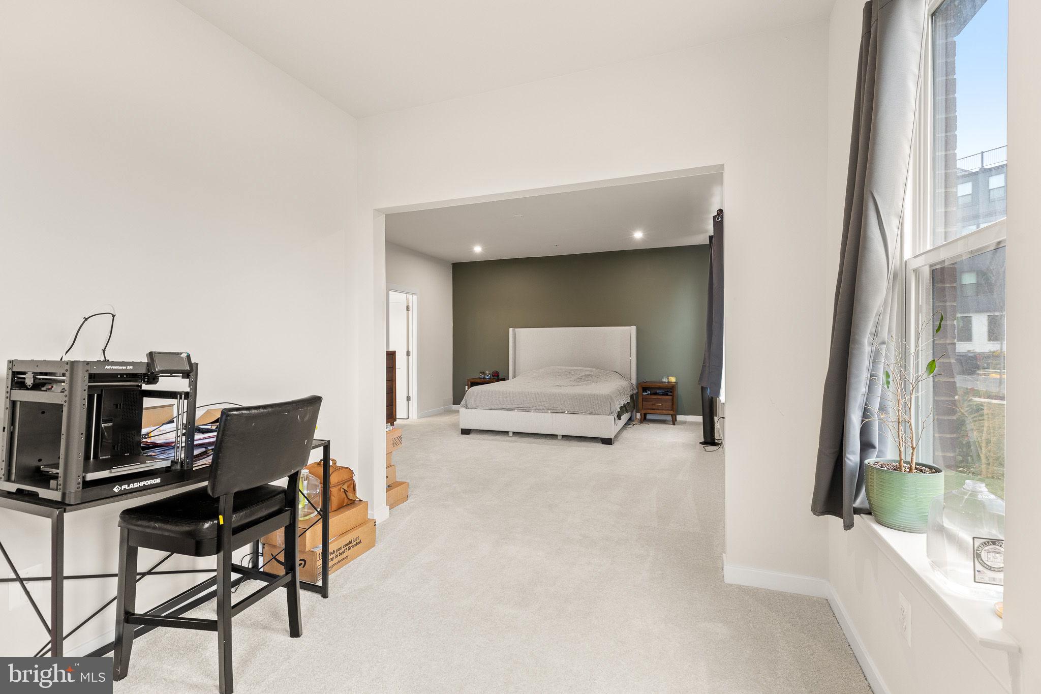 ASHBURN STATION - Residential