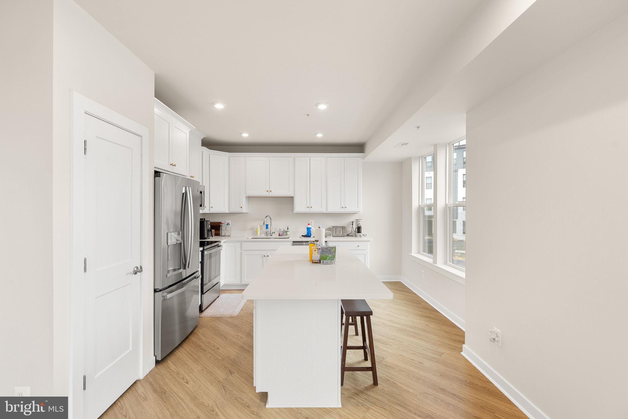 ASHBURN STATION - Residential