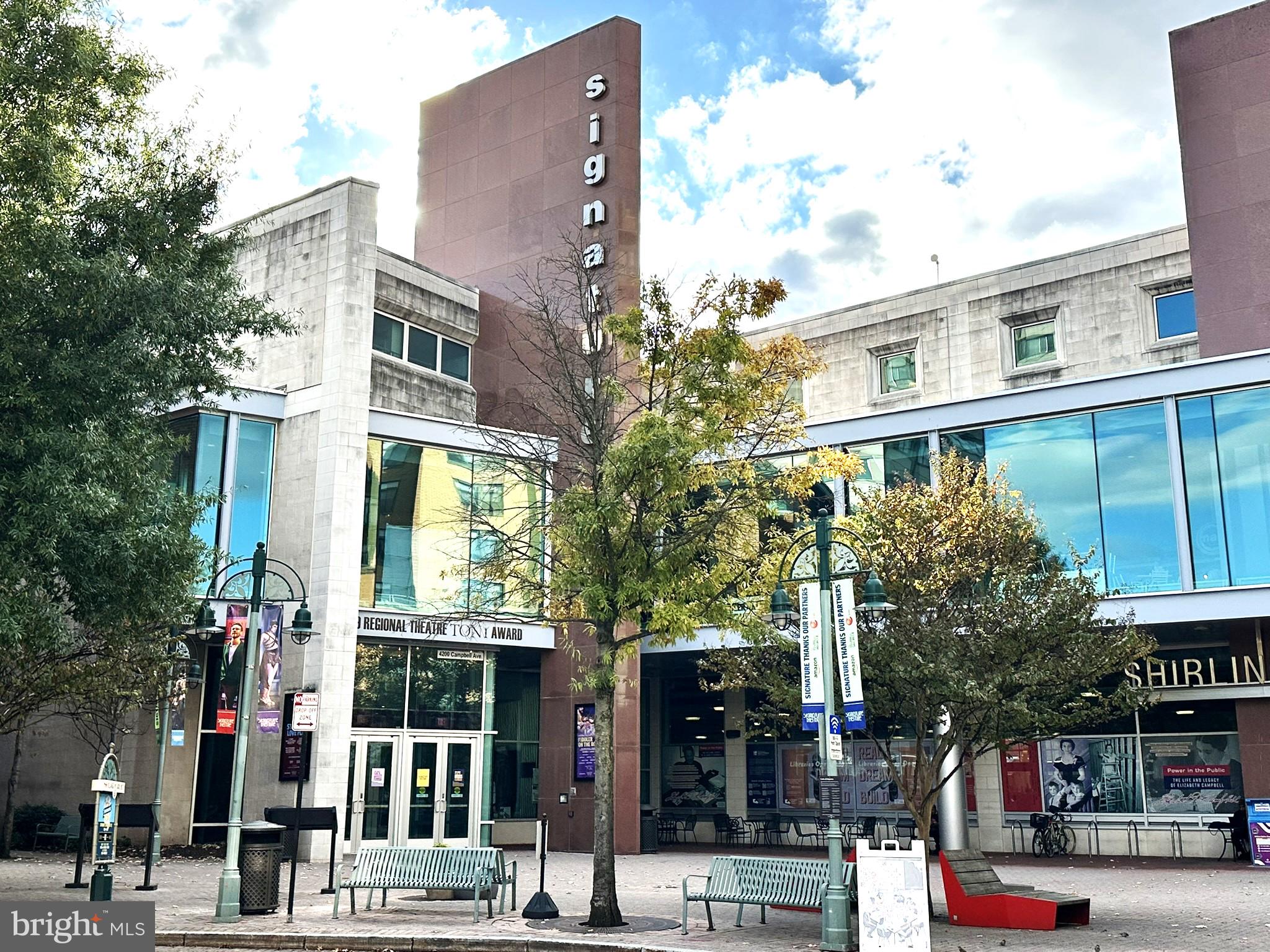 THE CARLTON - Residential