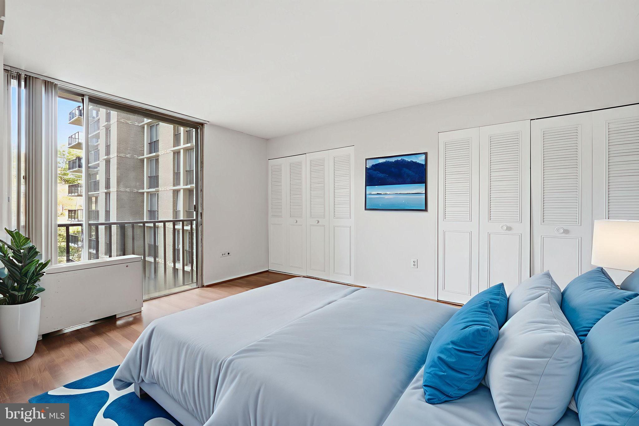 THE CARLTON - Residential