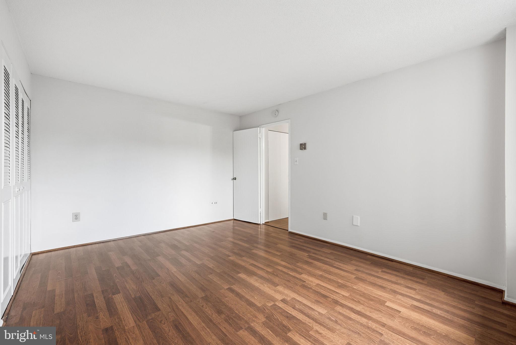 THE CARLTON - Residential